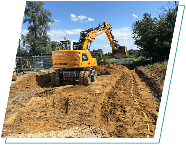 Wir verleihen und vermieten Baumaschinen für Erdarbeiten und Aushübe.